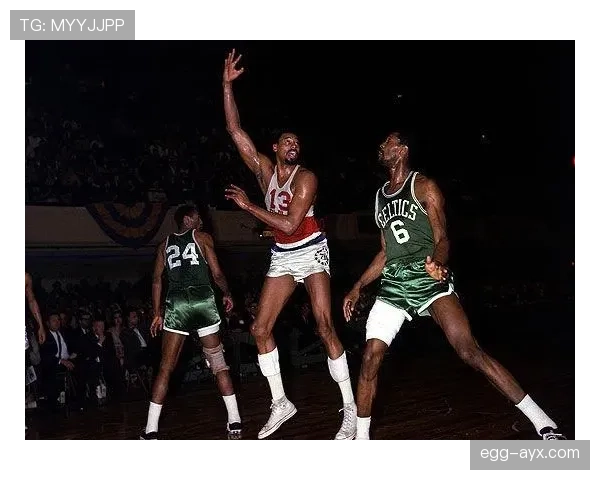 张伯伦：篮球史上的不朽传奇，巅峰数据至今无人能及